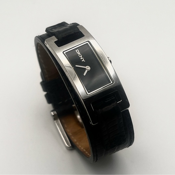 DKNY Black Leather Women Wrap Watch w New Battery - Picture 10 of 10